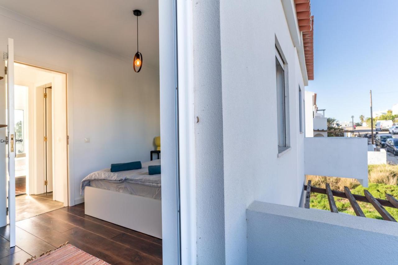 אלג'זור Beach House Clerigo - 2 Unique Apartments מראה חיצוני תמונה